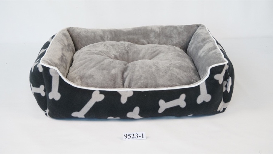 Cama con bordes 84 x 66 cm