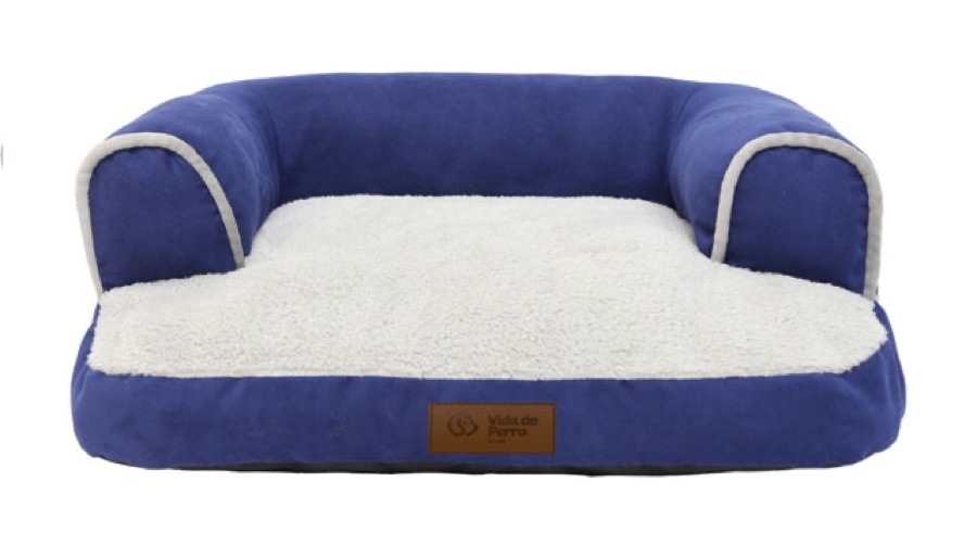 Cama con bordes