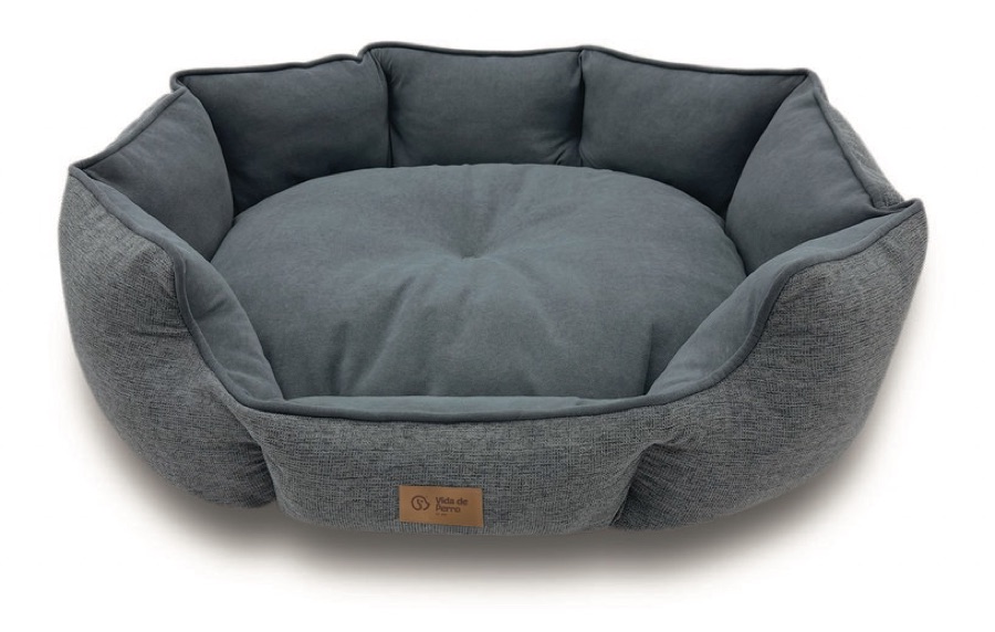 Cama con bordes altos