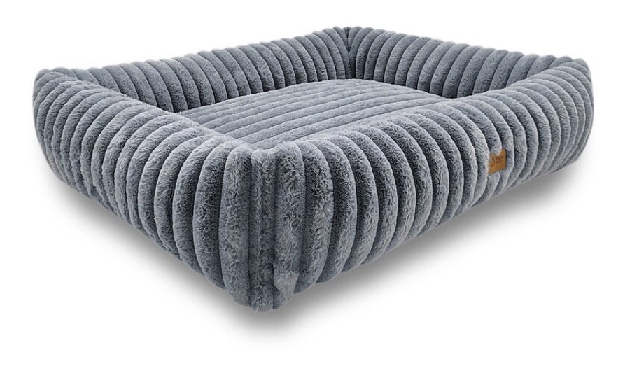 Cama rectangular con bordes