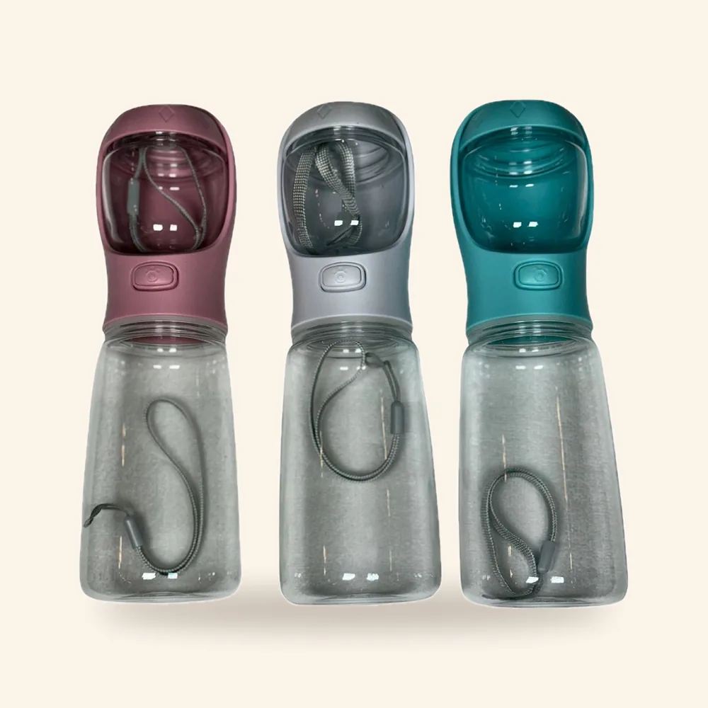 Botella de agua portátil para perro, 550 ml